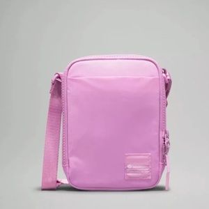 NWT lululemon crossbody bag - not available in stores